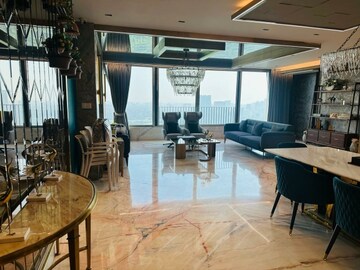 Gym in 3.5 BHK Apartment at Oberoi Realty Esquire, Goregaon East – for Sale