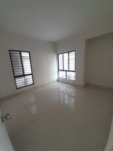 Room in 3 BHK Apartment at DTC Southern Heights, Joka – for Sale