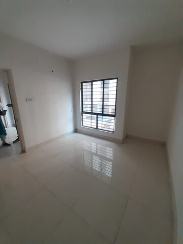 Room in 3 BHK Apartment at DTC Southern Heights, Joka – for Sale