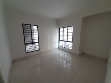 Room in 3 BHK Apartment at DTC Southern Heights, Joka – for Sale
