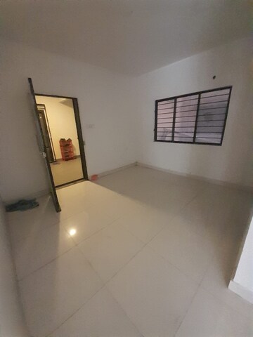 Room in 3 BHK Apartment at DTC Southern Heights, Joka – for Sale