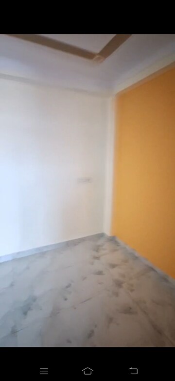 Room in 1.5 BHK Builder Floor at New Ashok Nagar – for Rent