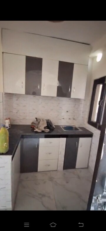 Kitchen in 1.5 BHK Builder Floor at New Ashok Nagar – for Rent
