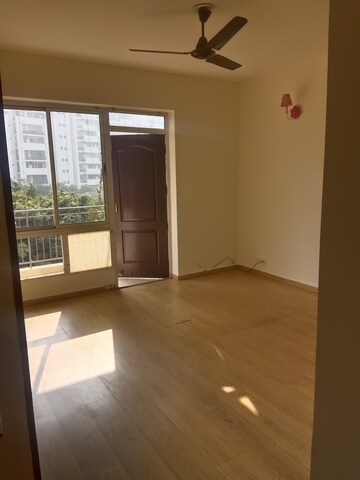 Room in 3 BHK Apartment at Bestech Park View City 2, Sector 49 – for Rent