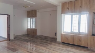 Room in 2 BHK Apartment at Jubilee Hills – for Rent