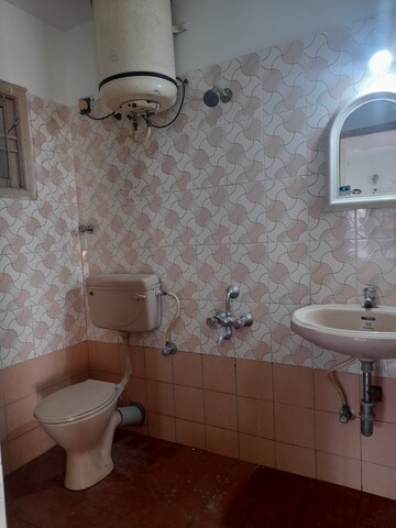 Bathroom in 2 BHK Independent House at Hatim Manzil JP Nagar, Jp Nagar – for Rent