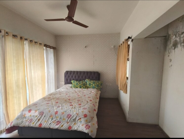 Bedroom, lodha-splendora 5 Bedroom 1550 Sq.Ft. Apartment In Ghodbunder Road Thane 7984246