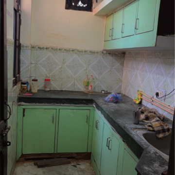 Kitchen in 2 BHK Builder Floor at Alpha Ii Greater Noida – for Rent