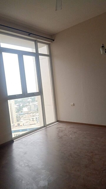 Room in 4 BHK Apartment at Ireo Victory Valley, Sector 67 – for Rent