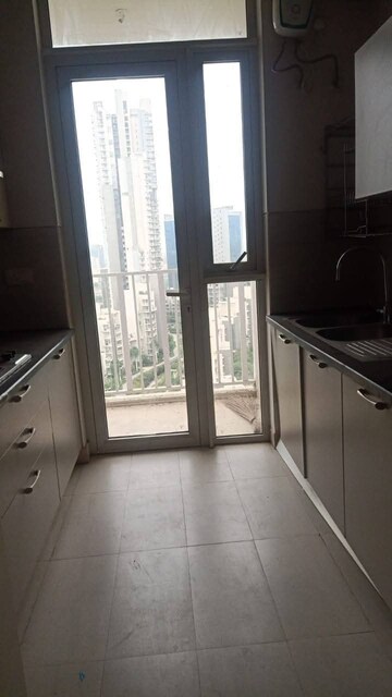 Master Bedroom in 4 BHK Apartment at Ireo Victory Valley, Sector 67 – for Rent
