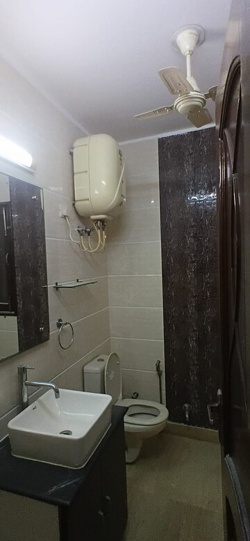 Bathroom in 3 BHK Builder Floor at Shivalik Colony – for Rent