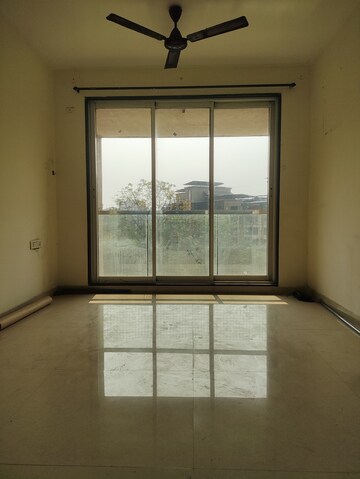 Room in 3 BHK Apartment at Bhagwati Eminence, Nerul – for Rent