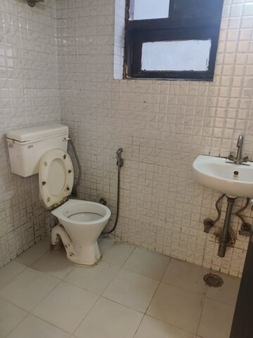 Bathroom in 1 RK Builder Floor at Ansal Sushant Lok I, Sector 43 – for Rent