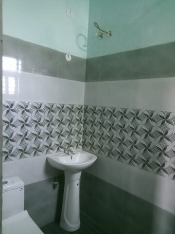 Bathroom in 2 BHK Independent House at NK Sharma Savitry Greens 2, Ghazipur – for Rent