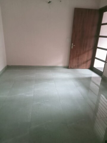 Room in 2 BHK Independent House at NK Sharma Savitry Greens 2, Ghazipur – for Rent