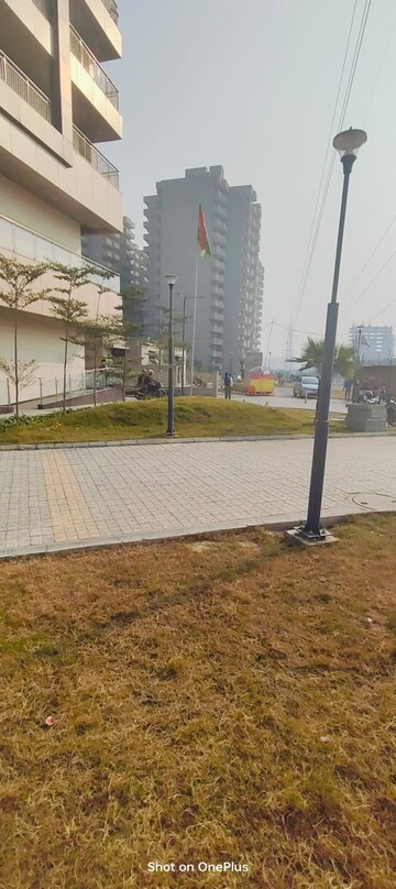 Balcony in  Shop at Pyramid Heights, Sector 85 – for Sale