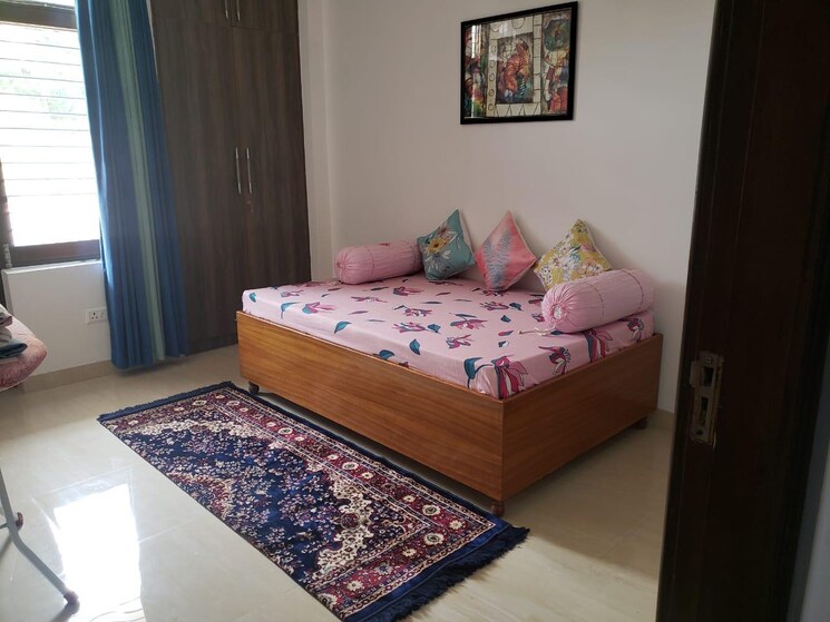 Bedroom, bainsla-huda-floors 3 Bedroom 1400 Sq.Ft. Builder Floor In Sector 51 Gurgaon 7984553