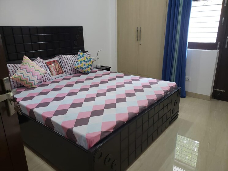 Bedroom, bainsla-huda-floors 3 Bedroom 1400 Sq.Ft. Builder Floor In Sector 51 Gurgaon 7984553