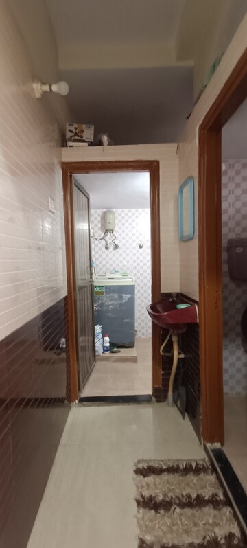 Bathroom in 1 BHK Apartment at Akash Darshan, Santacruz East – for Rent