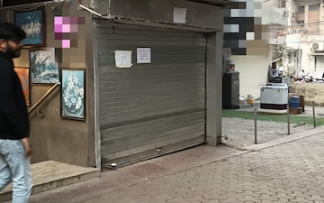 Shop For Rent in Malviya Nagar