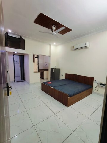 Master Bedroom in 1 RK Builder Floor at Ansal Sushant Lok I, Sector 43 – for Rent