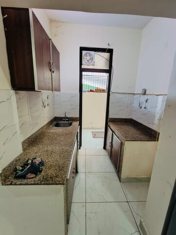 Master Bedroom in 1 RK Builder Floor at Ansal Sushant Lok I, Sector 43 – for Rent