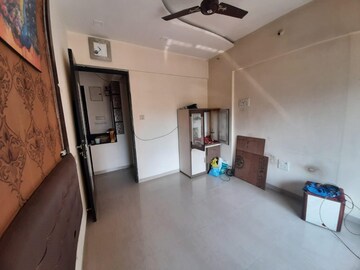 Room in 2 BHK Apartment at Mohan Pride, Kalyan West – for Sale