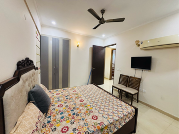 Bedroom in 3 BHK Apartment at Kharar Road – for Rent