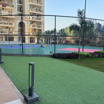 Swimming Pool in 3 BHK Apartment at Affinity Greens, International Airport Road – for Rent
