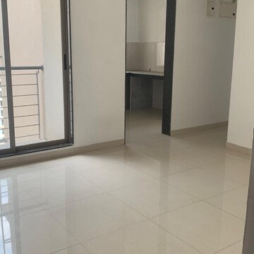 Room in 1.5 BHK Apartment at Runwal Eirene, Yashaswi Nagar – for Sale