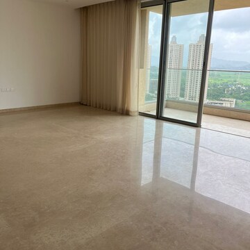 Room in 4 BHK Apartment at Hiranandani Lake Encalve Glendale, Anu Nagar – for Rent