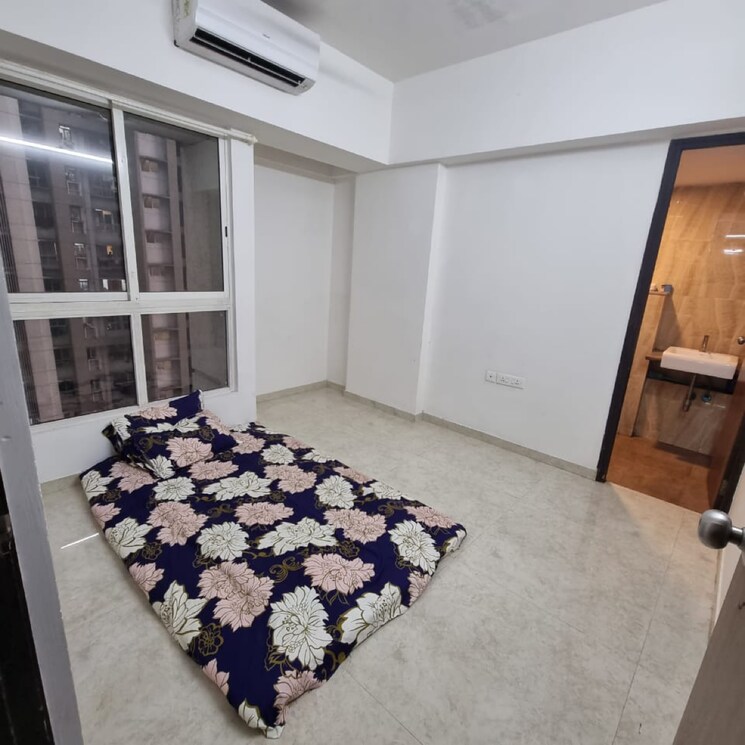 Bedroom, lodha-amara-tower-32-and-33 3 Bedroom 955 Sq.Ft. Apartment In Sandoz Baug Thane 7984675