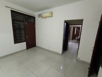 Room in 3 BHK Apartment at US Pine Homes, Dhakoli Village – for Rent