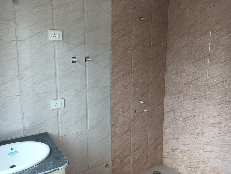 Master Bedroom, paras-tierea 2 Bedroom 1045 Sq.Ft. Apartment In Sector 137 Noida 7984724