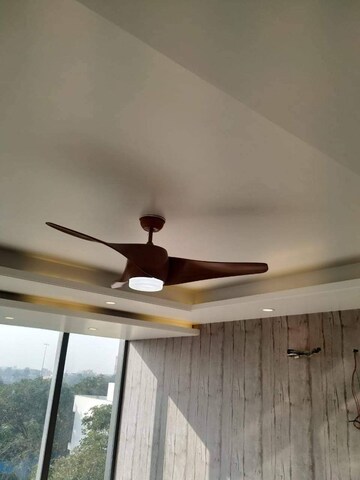  3 BHK Builder Floor at Sector 17 – for Rent