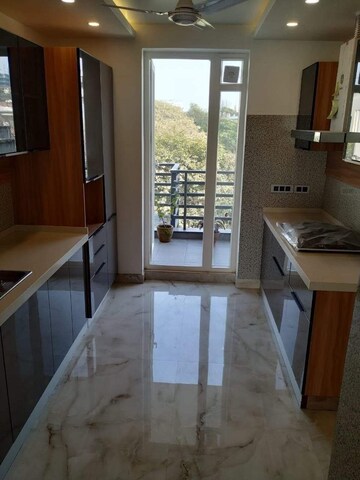 Kitchen in 3 BHK Builder Floor at Sector 17 – for Rent