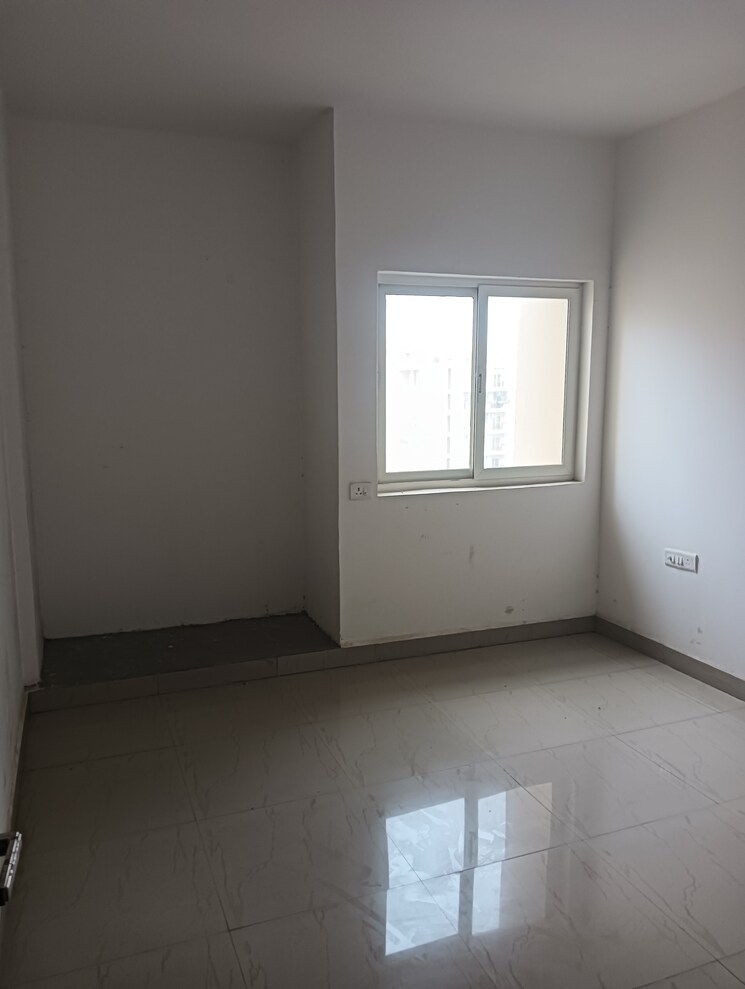 Room, amrapali-princely-estate 2 Bedroom 875 Sq.Ft. Apartment In Sector 76 Noida 7984735