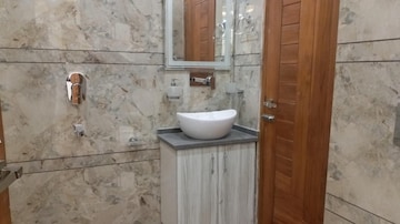 Attached Bathroom in 3.5 BHK Builder Floor at Sector 9 – for Rent