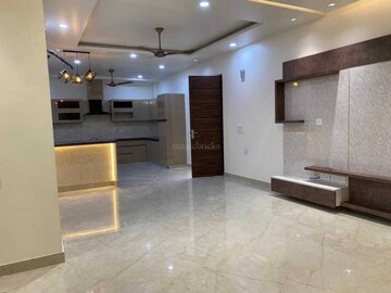 Kitchen in 3.5 BHK Builder Floor at Sector 9 – for Rent