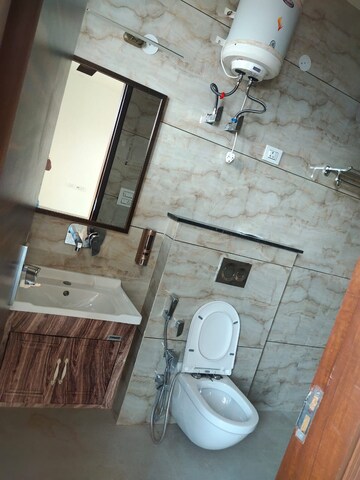 Attached Bathroom in 3.5 BHK Builder Floor at Sector 9 – for Rent