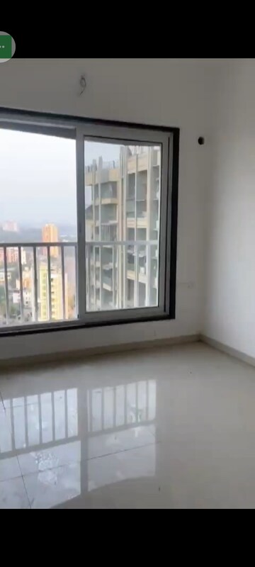 Room in 2 BHK Apartment at Thane West – for Sale