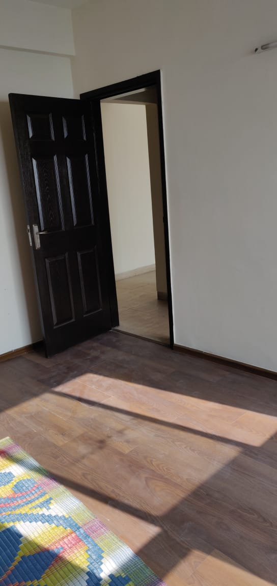 2.5 BHK Apartment For Sale in Amrapali Silicon City