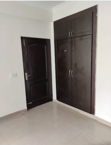 Room in 3 BHK Apartment at Great Value Sharanam, Sector 107 – for Sale