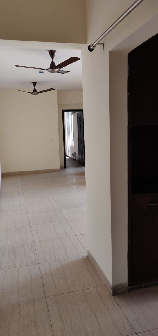 2 BHK Apartment For Sale in Sikka Karnam Greens