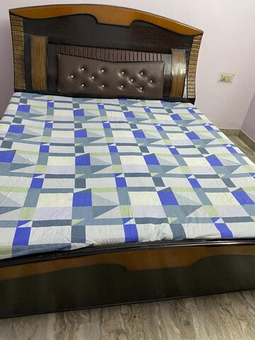 Bedroom in 3 BHK Builder Floor at Sector 15a – for Rent