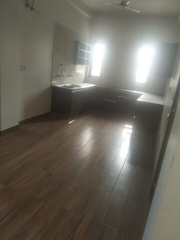 Kitchen in 3 BHK Builder Floor at Sector 16 – for Rent