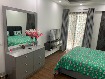 Bedroom in 3 BHK Builder Floor at Sector 15 – for Rent