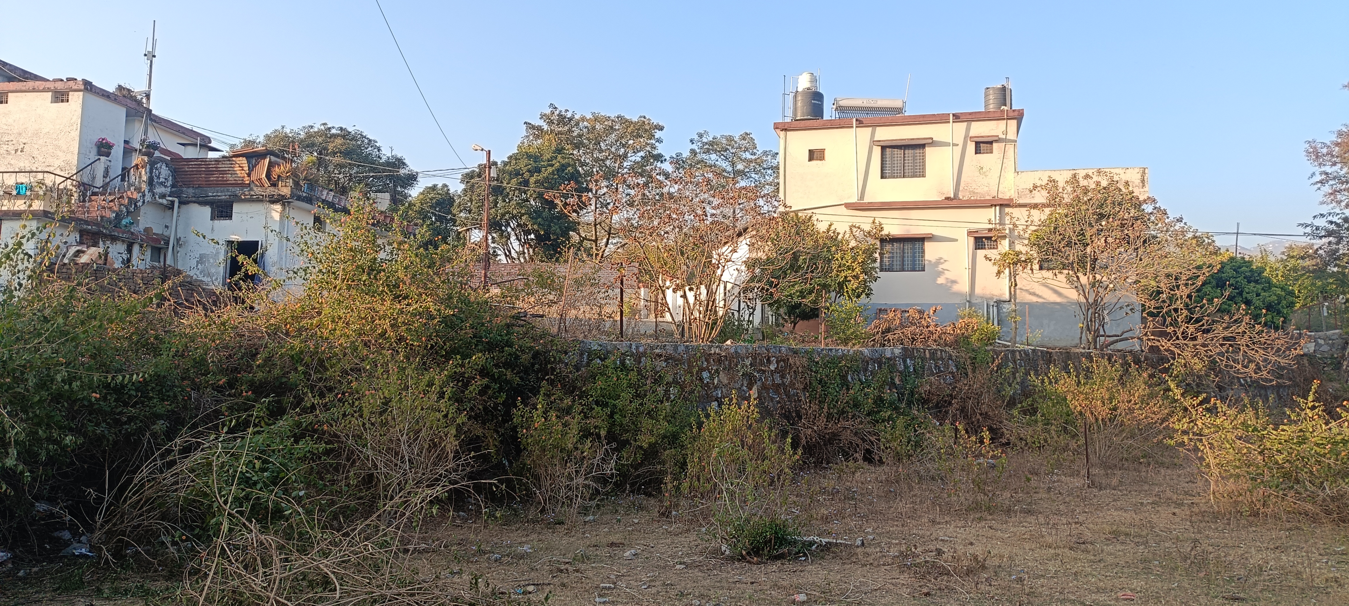 Plot For Sale in Garhi Cantt