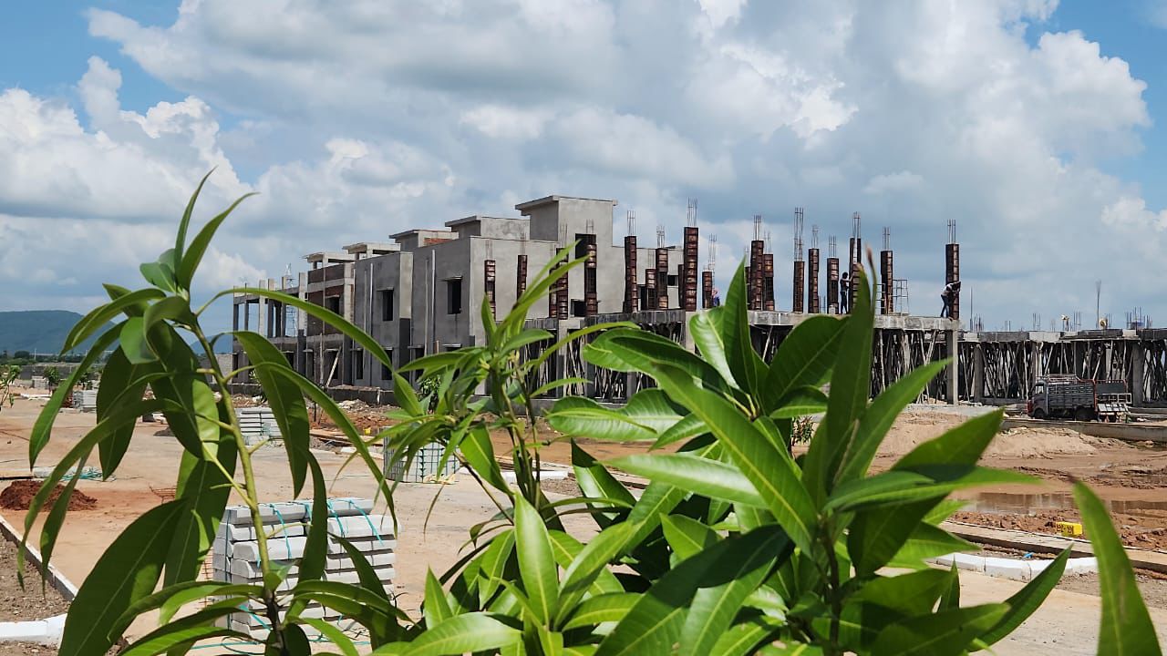 Plot For Sale in Srk Township  
sree City 