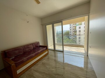 Room in 2 BHK Apartment at Mahalunge – for Rent